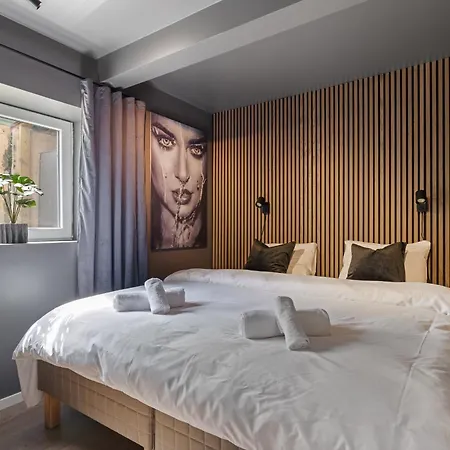 Apartment King Bed - Free Parking - Renovated June 2025 Bergen