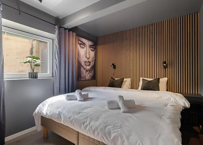 Apartment King Bed - Free Parking - Renovated June 2025 Bergen